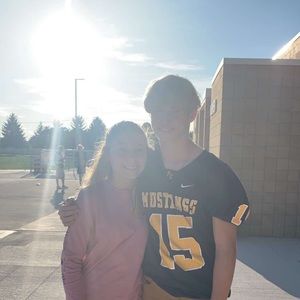 Meet your Posher, Ella